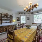 Chesa Ruinatsch 公寓 *