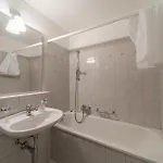 Chesa Ruinatsch 公寓 圣莫里茨