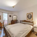 公寓 Chesa Ruinatsch 圣莫里茨