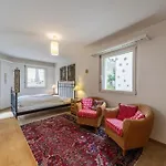 公寓 Chesa Ruinatsch *