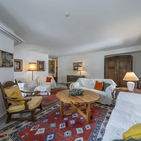 Chesa Ruinatsch - * St. Moritz