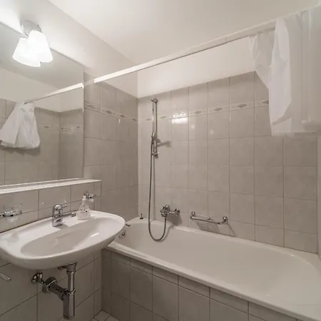 Chesa Ruinatsch Apartament Sankt Moritz